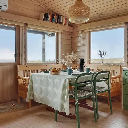 Stunning In With Kitchen